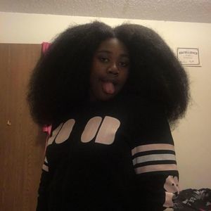 Meet your Posher, Destiny